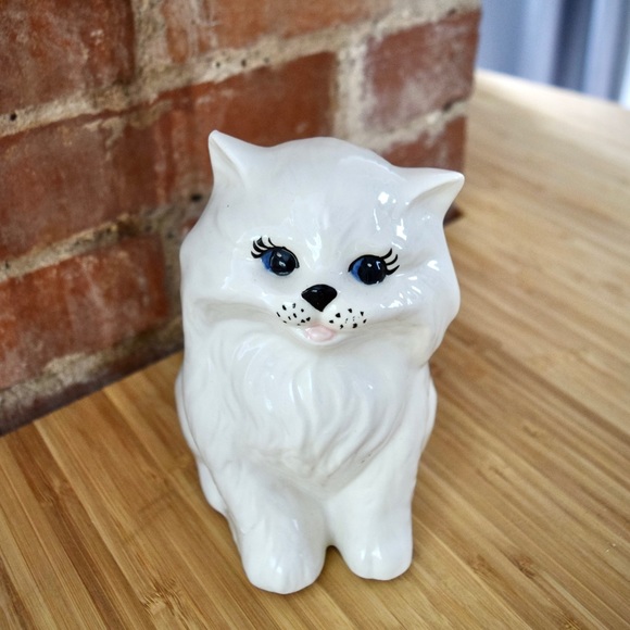 Hand Painted Pretty Ceramic Kitty Figurine Vintage Cat Art Collectible Cute - Picture 2 of 13